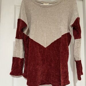 NWOT !! Pink Lily Red and Beige Knit Sweater